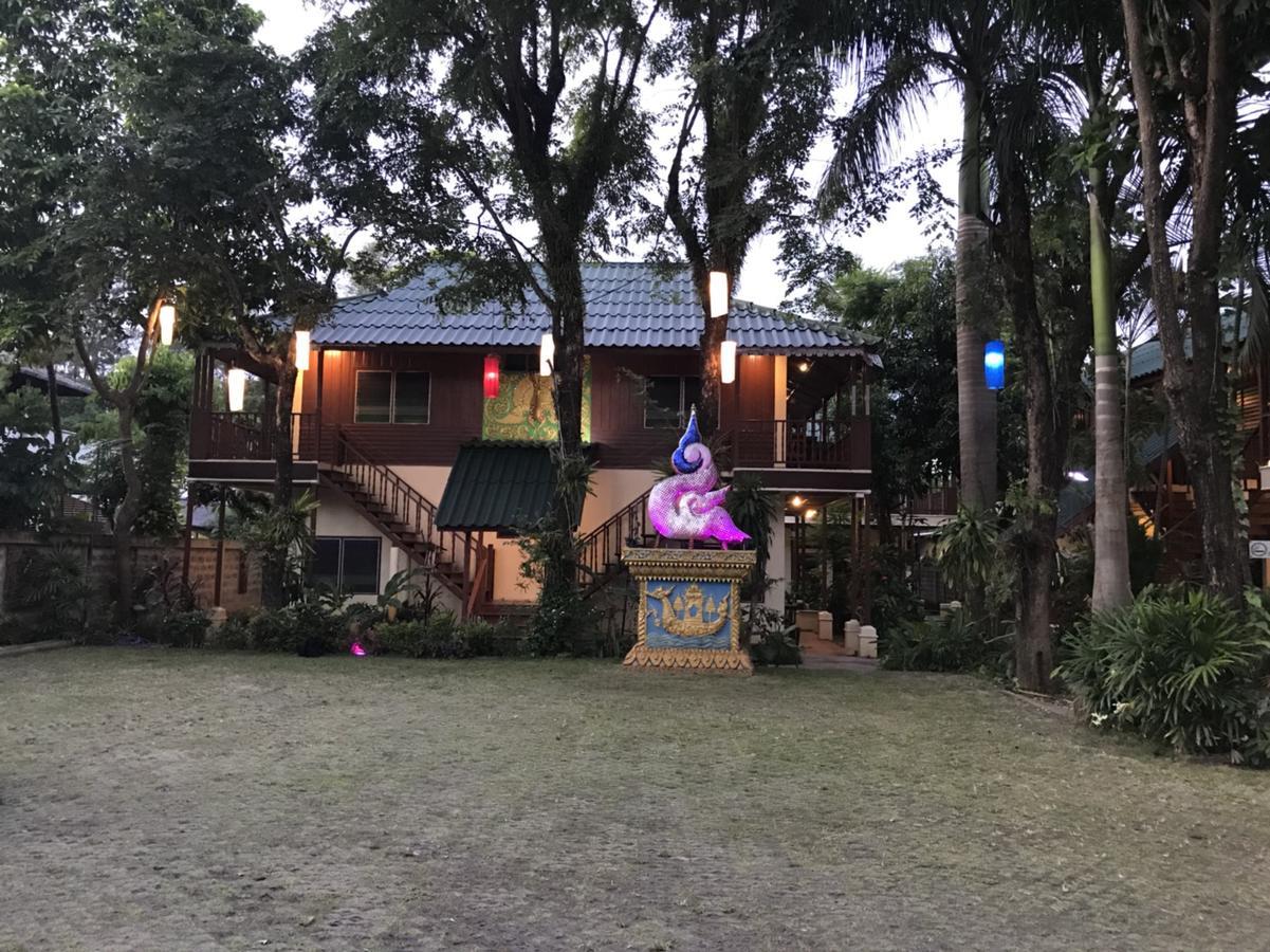 Golden Triangle Palace Chiang Rai Zewnętrze zdjęcie